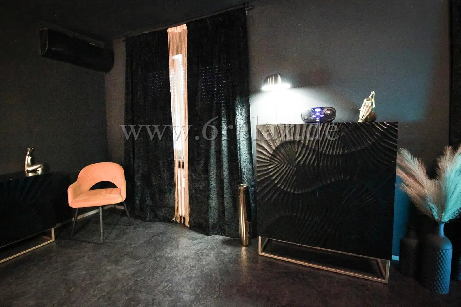 Gallery image 9