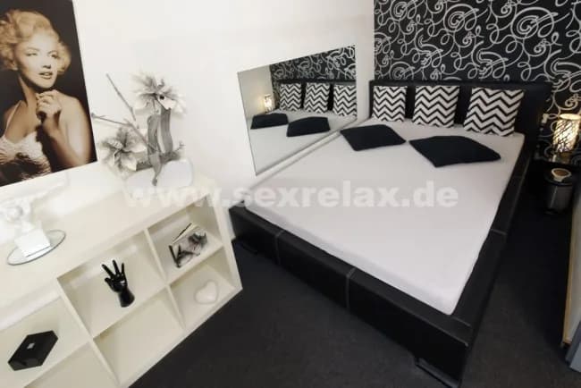 Gallery image 14