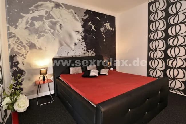 Gallery image 25
