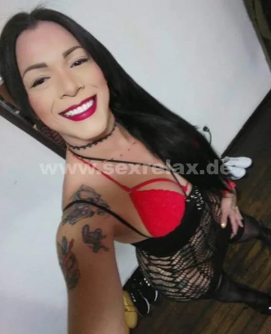 TS Angela Fox